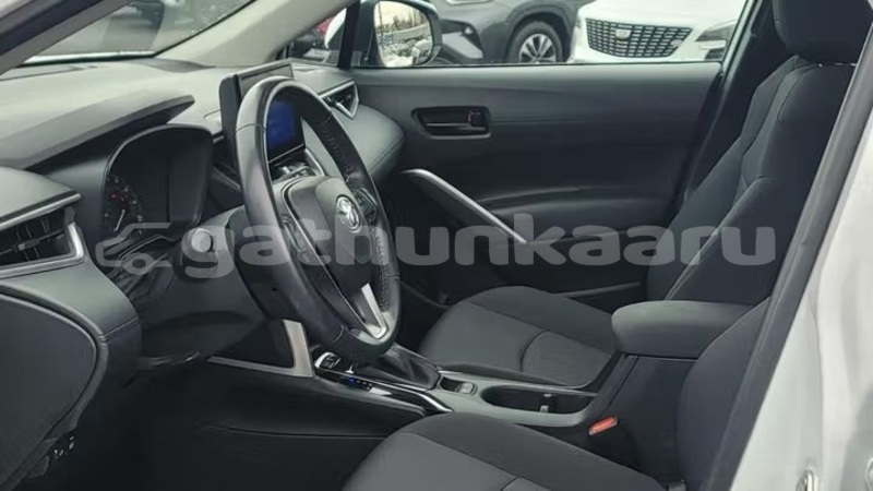 Big with watermark toyota corolla cross baa dharavandhoo 4124