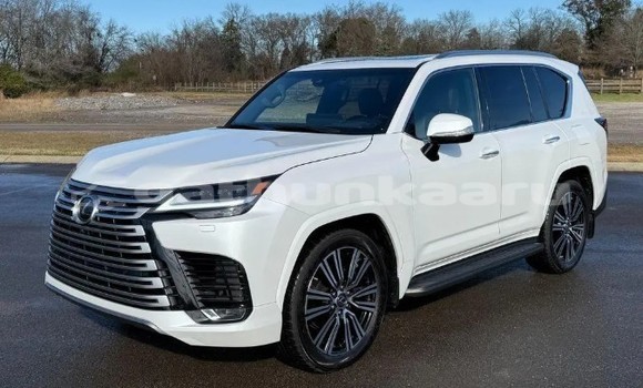 Buy Used Lexus LX White Car in Feeali in Faaf