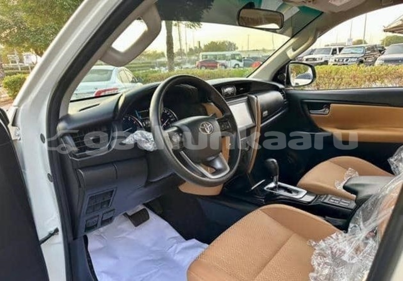 Big with watermark toyota fortuner baa dharavandhoo 4135