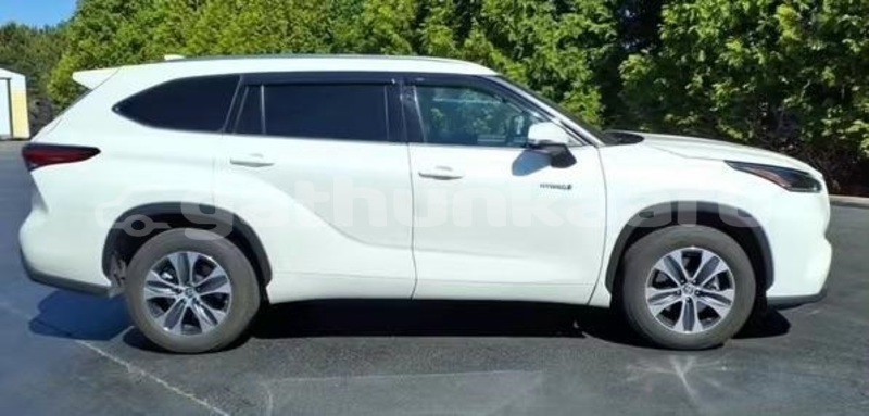 Big with watermark toyota highlander baa dharavandhoo 4140