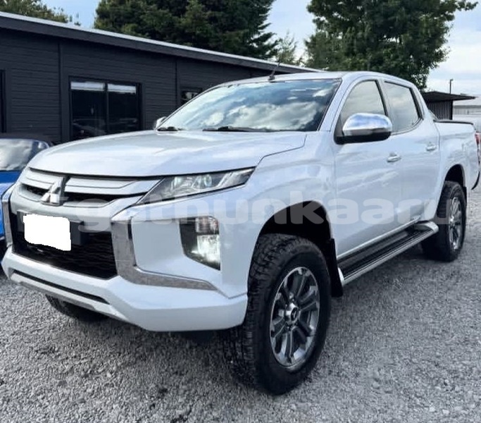 Big with watermark mitsubishi l200 baa dharavandhoo 4141