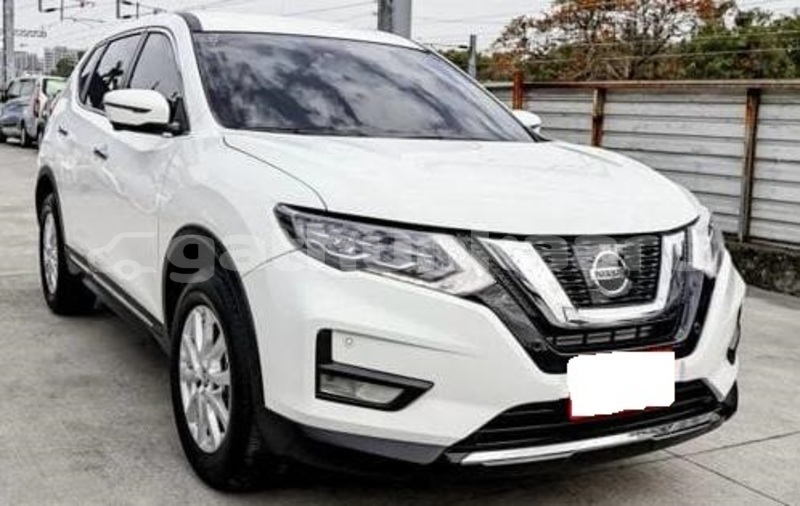 Big with watermark nissan x trail baa dharavandhoo 4142