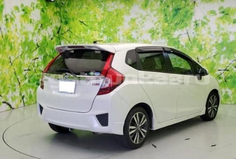 Big with watermark honda fit baa dharavandhoo 4143