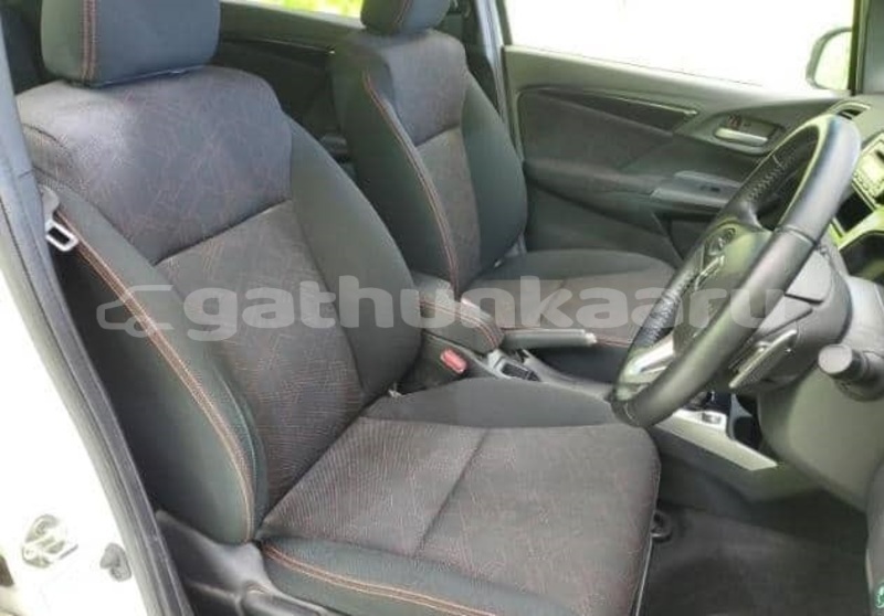 Big with watermark honda fit baa dharavandhoo 4143