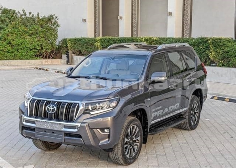 Big with watermark toyota land cruiser prado baa dharavandhoo 4144