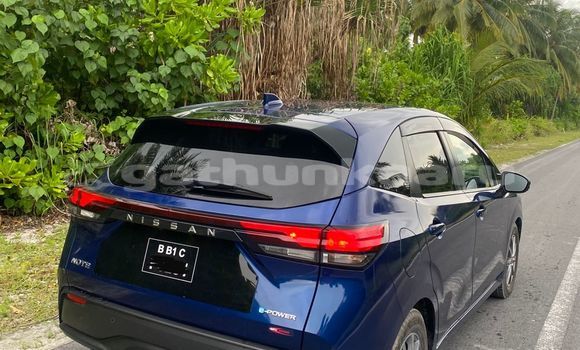 Buy New Nissan Note Blue Car in Gamu in Laam Buy New Nissan Note Blue Car in Gamu in Laam