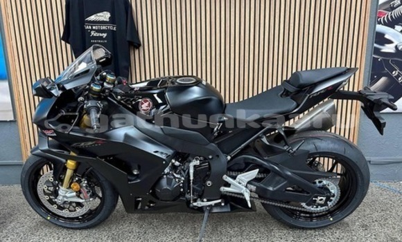 Buy New Yamaha TMAX Black Bike in Feeali in Faaf Buy New Yamaha TMAX Black Bike in Feeali in Faaf