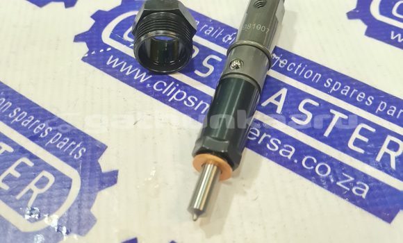 Cummins 6BT injector 