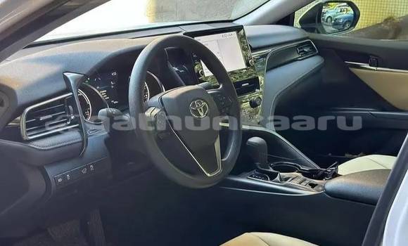 Buy Used Toyota Camry White Car in Dharavandhoo in Baa Buy Used Toyota Camry White Car in Dharavandhoo in Baa