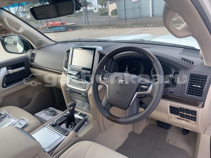 Big with watermark toyota land cruiser baa dharavandhoo 4172