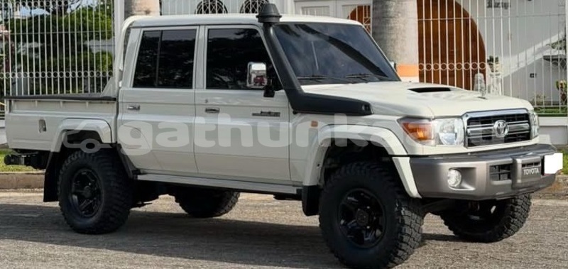 Big with watermark toyota land cruiser baa dharavandhoo 4175