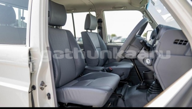 Big with watermark toyota land cruiser baa dharavandhoo 4175
