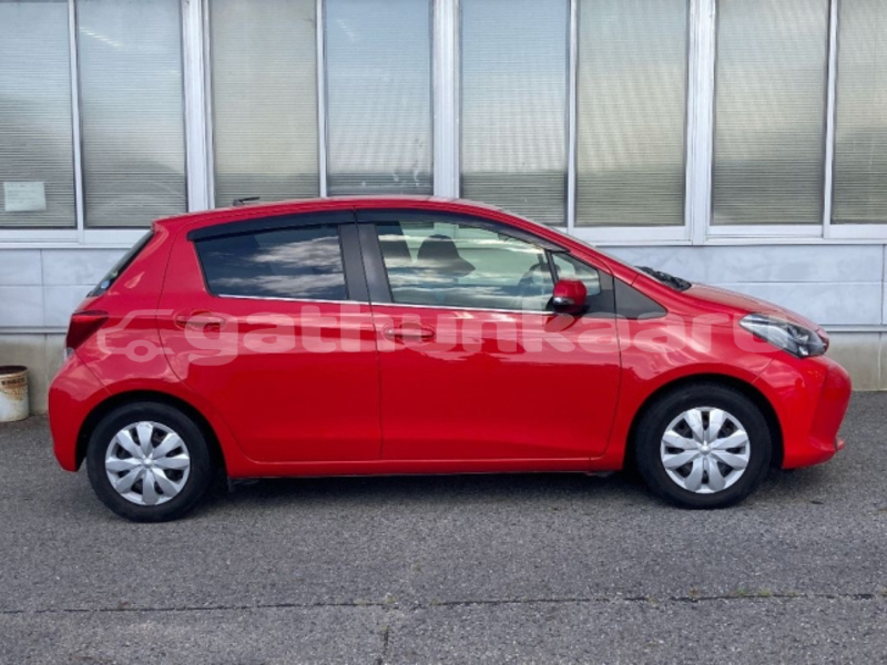 Big with watermark toyota vitz kaaf thulusdhoo 4176