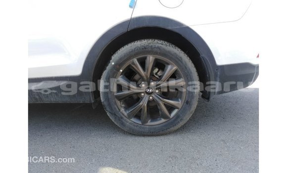 Buy Import Hyundai Santa Fe White Car in Import - Dubai in Baa Buy Import Hyundai Santa Fe White Car in Import - Dubai in Baa