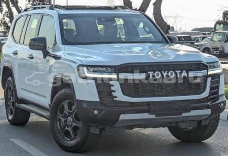 Big with watermark toyota land cruiser baa dharavandhoo 4184