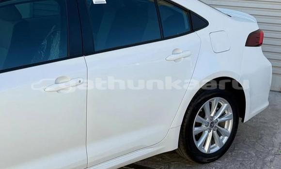 Buy Used Toyota Corolla White Car in Dharavandhoo in Baa Buy Used Toyota Corolla White Car in Dharavandhoo in Baa