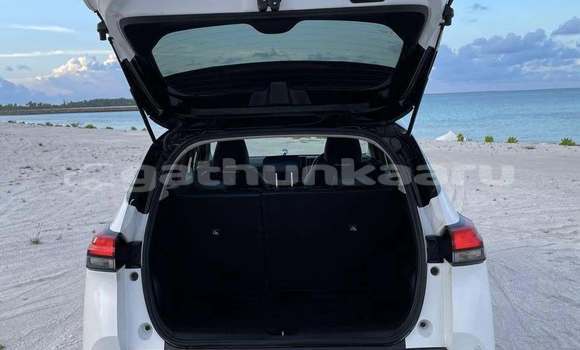 Buy Used Nissan Note White Car in Buruni in Thaa Buy Used Nissan Note White Car in Buruni in Thaa