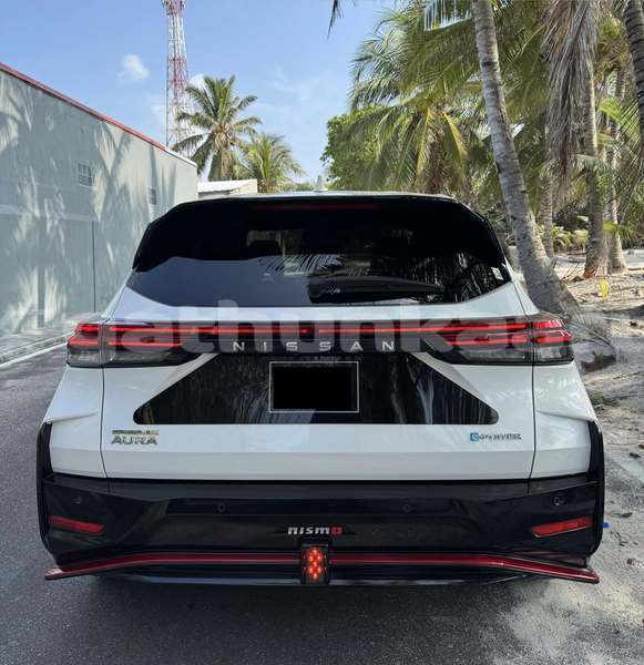 Big with watermark nissan note dhaal badidhoo 4224