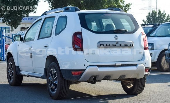 Buy Import Renault Duster White Car in Import - Dubai in Baa