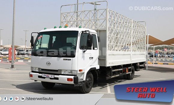 Buy Import Nissan Evalia White Truck in Import - Dubai in Baa Buy Import Nissan Evalia White Truck in Import - Dubai in Baa