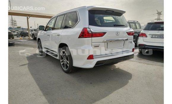 Buy Import Lexus LX White Car in Import - Dubai in Baa Buy Import Lexus LX White Car in Import - Dubai in Baa