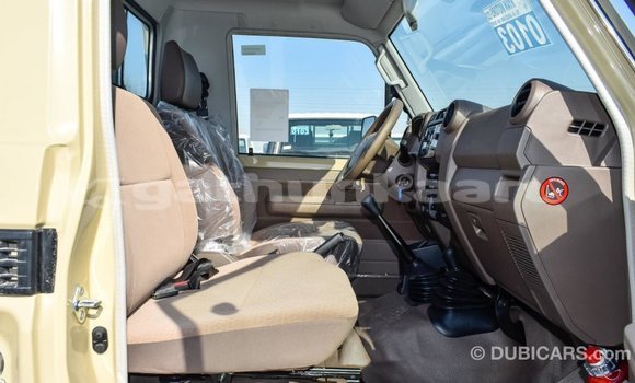 Buy Import Toyota Land Cruiser Beige Car in Import - Dubai in Baa Buy Import Toyota Land Cruiser Beige Car in Import - Dubai in Baa