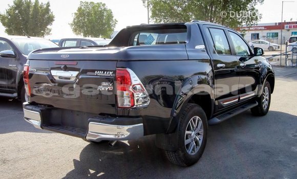 Buy Import Toyota Land Cruiser Black Car in Import - Dubai in Baa Buy Import Toyota Land Cruiser Black Car in Import - Dubai in Baa