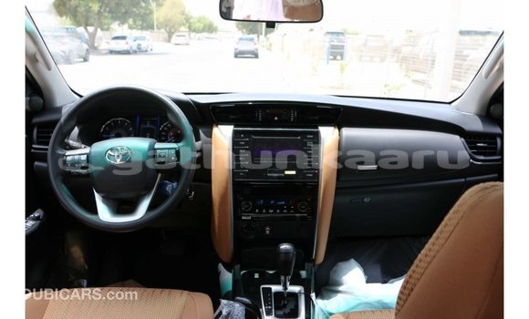 Buy Import Toyota Fortuner Black Car in Import - Dubai in Baa Buy Import Toyota Fortuner Black Car in Import - Dubai in Baa