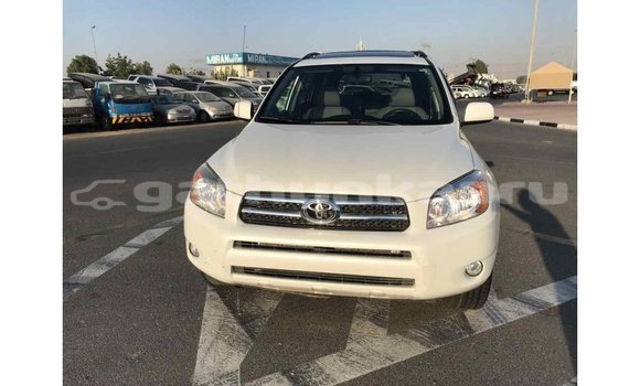 Buy Import Toyota 4Runner White Car in Import - Dubai in Baa Buy Import Toyota 4Runner White Car in Import - Dubai in Baa