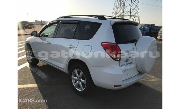 Buy Import Toyota 4Runner White Car in Import - Dubai in Baa Buy Import Toyota 4Runner White Car in Import - Dubai in Baa