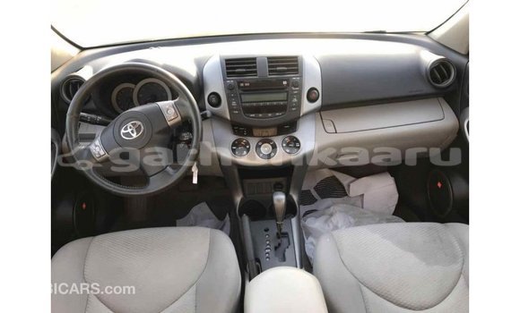 Buy Import Toyota 4Runner White Car in Import - Dubai in Baa Buy Import Toyota 4Runner White Car in Import - Dubai in Baa
