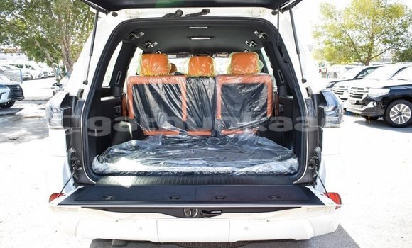 Buy Import Lexus LX White Car in Import - Dubai in Baa Buy Import Lexus LX White Car in Import - Dubai in Baa