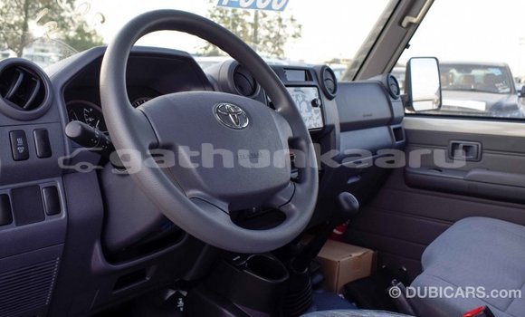 Buy Import Toyota Land Cruiser White Car in Import - Dubai in Baa Buy Import Toyota Land Cruiser White Car in Import - Dubai in Baa