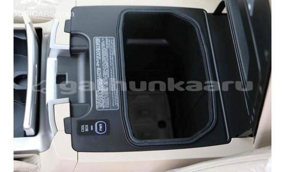 Buy Import Toyota Land Cruiser Black Car in Import - Dubai in Baa Buy Import Toyota Land Cruiser Black Car in Import - Dubai in Baa