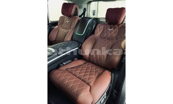 Buy Import Toyota Land Cruiser Black Car in Import - Dubai in Baa Buy Import Toyota Land Cruiser Black Car in Import - Dubai in Baa