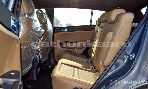 Buy Import Kia Sportage Other Car in Import - Dubai in Baa Buy Import Kia Sportage Other Car in Import - Dubai in Baa