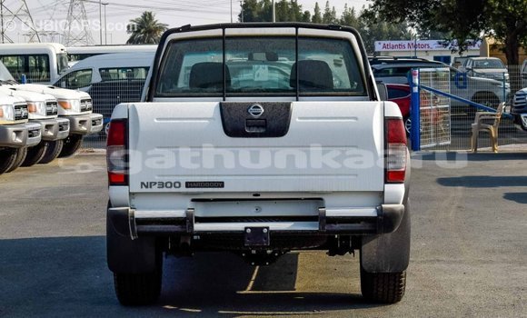 Buy Import Nissan NP 300 White Car in Import - Dubai in Baa Buy Import Nissan NP 300 White Car in Import - Dubai in Baa