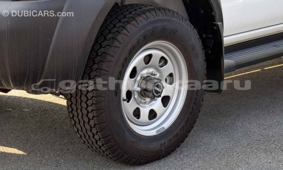 Buy Import Nissan NP 300 White Car in Import - Dubai in Baa Buy Import Nissan NP 300 White Car in Import - Dubai in Baa