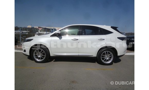 Buy Import Toyota Harrier White Car in Import - Dubai in Baa Buy Import Toyota Harrier White Car in Import - Dubai in Baa