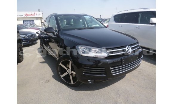 Buy Import Volkswagen Touareg Black Car in Import - Dubai in Baa