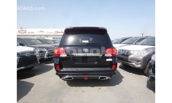 Buy Import Toyota Land Cruiser Black Car in Import - Dubai in Baa Buy Import Toyota Land Cruiser Black Car in Import - Dubai in Baa
