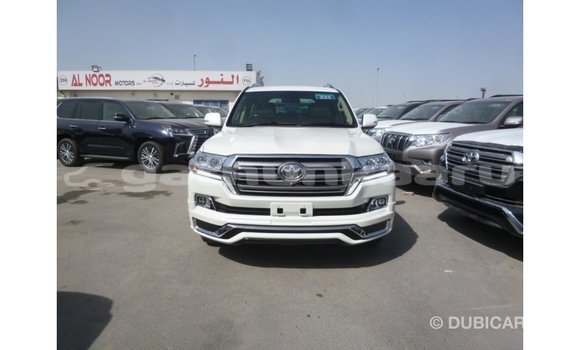 Buy Import Toyota Land Cruiser White Car in Import - Dubai in Baa Buy Import Toyota Land Cruiser White Car in Import - Dubai in Baa