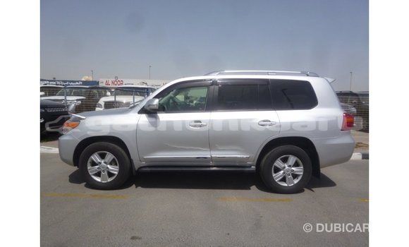 Buy Import Toyota Land Cruiser Other Car in Import - Dubai in Baa Buy Import Toyota Land Cruiser Other Car in Import - Dubai in Baa
