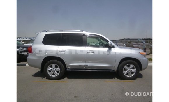 Buy Import Toyota Land Cruiser Other Car in Import - Dubai in Baa Buy Import Toyota Land Cruiser Other Car in Import - Dubai in Baa