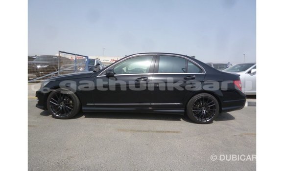 Buy Import Mercedes-Benz 190 Black Car in Import - Dubai in Baa Buy Import Mercedes-Benz 190 Black Car in Import - Dubai in Baa