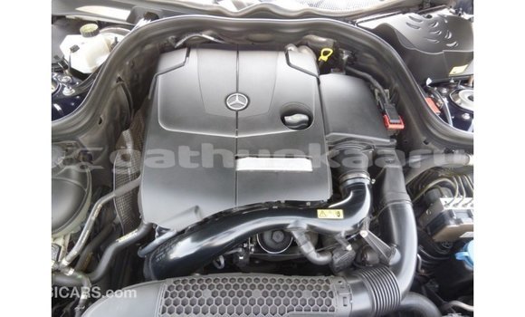 Buy Import Mercedes-Benz 200 Blue Car in Import - Dubai in Baa Buy Import Mercedes-Benz 200 Blue Car in Import - Dubai in Baa