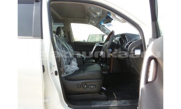 Buy Import Toyota Prado White Car in Import - Dubai in Baa Buy Import Toyota Prado White Car in Import - Dubai in Baa