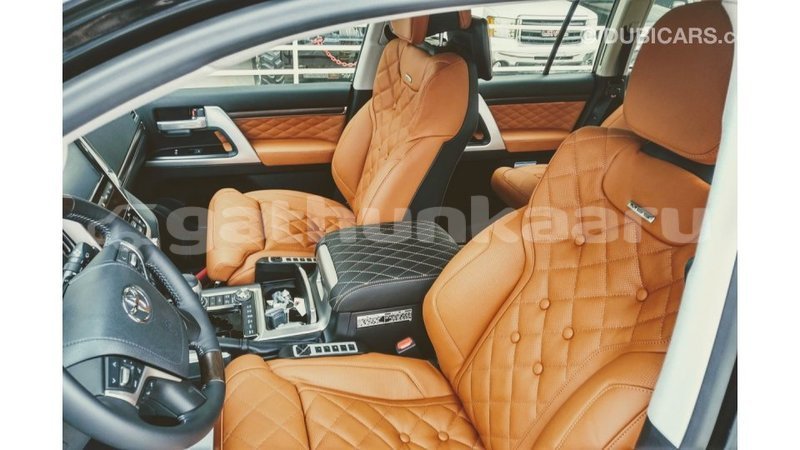 Big with watermark dd10e95d c6d4 4263 b214 7f4111702749