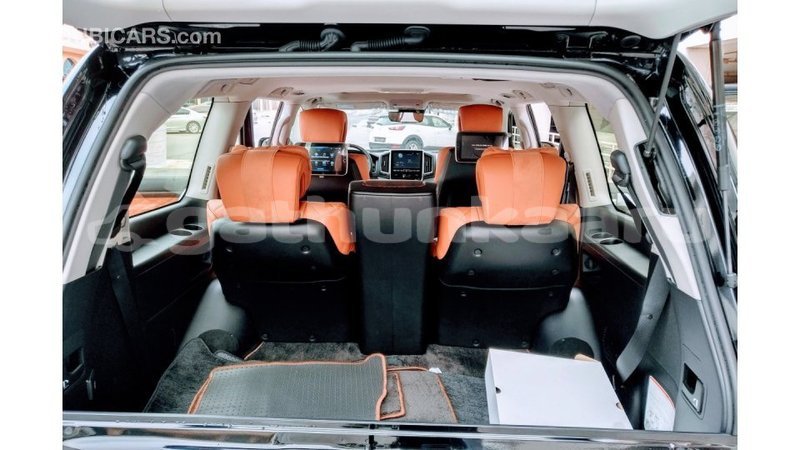 Big with watermark 6181c63b f3a2 4bfd 86d7 730550eab460