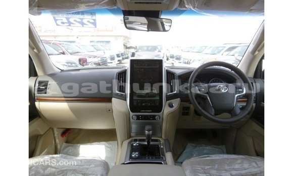 Buy Import Toyota Land Cruiser Other Car in Import - Dubai in Baa Buy Import Toyota Land Cruiser Other Car in Import - Dubai in Baa